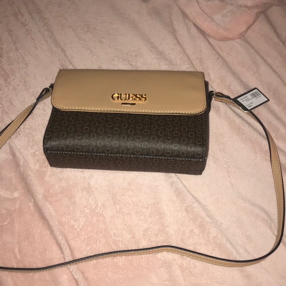 Guess cross body bag new with tags style SG762421